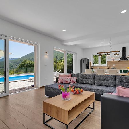 Charming Holiday Home Dolac In Rural Area With Pool Slime Exteriör bild
